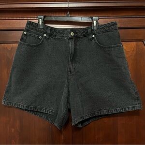 Abercrombie & Fitch Curve Love High Rise Loose Short